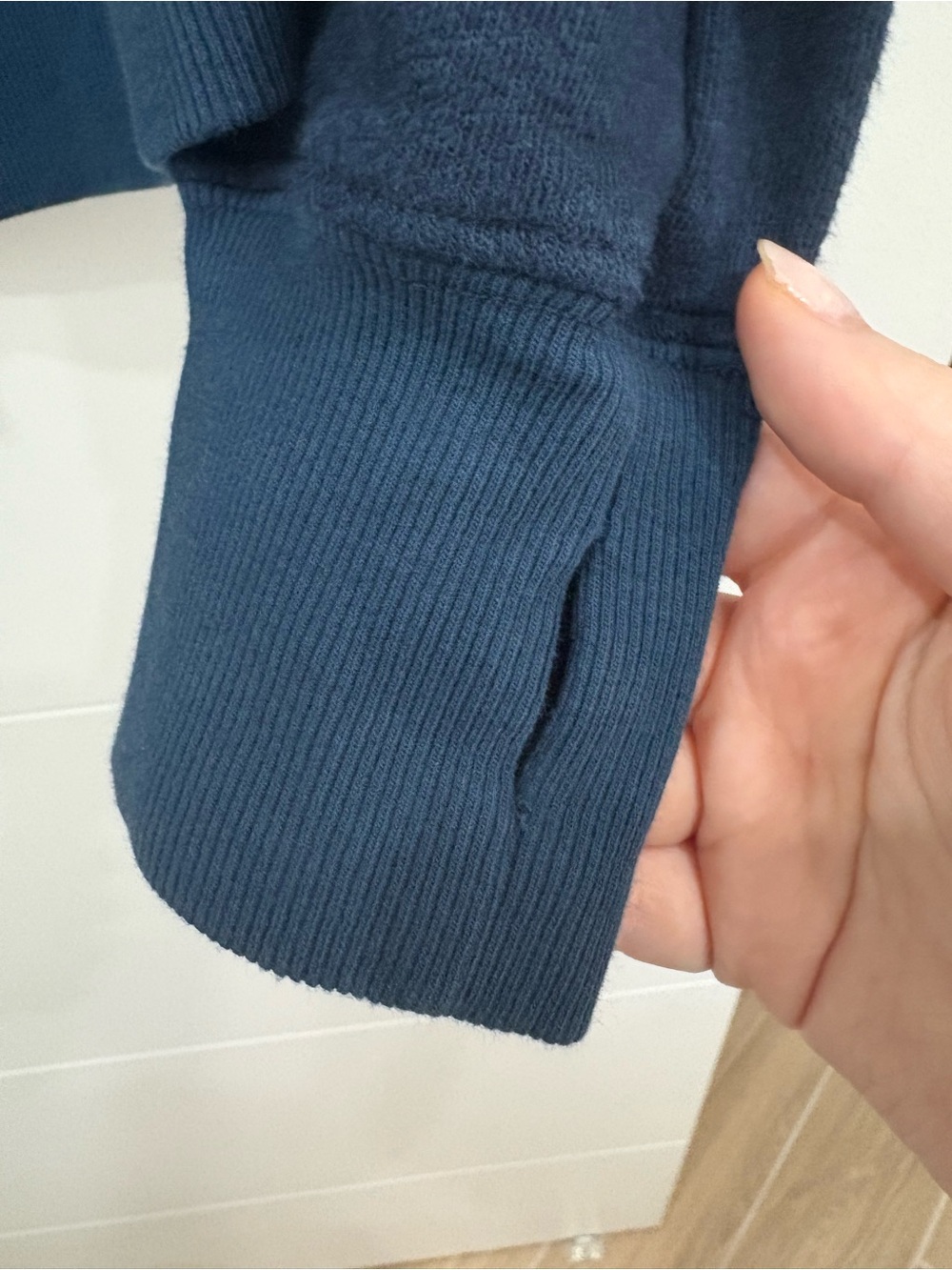 PAM & GELA Annie Zip Back Sweatshirt In Navy - Picture 5 of 7